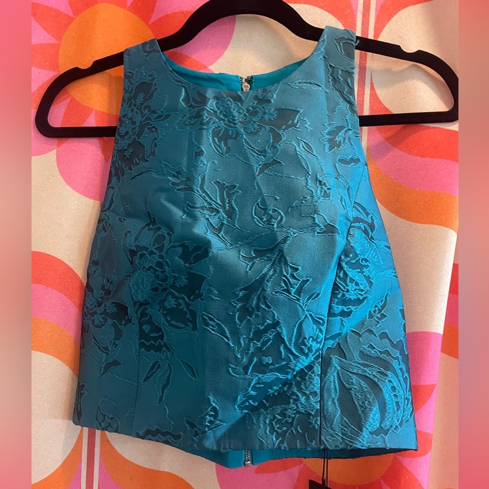 alice + olivia – Tru Racerback Floral Crop Tank Teal NWT